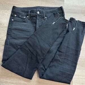 New American eagle high rise jegging luxe size 6 black